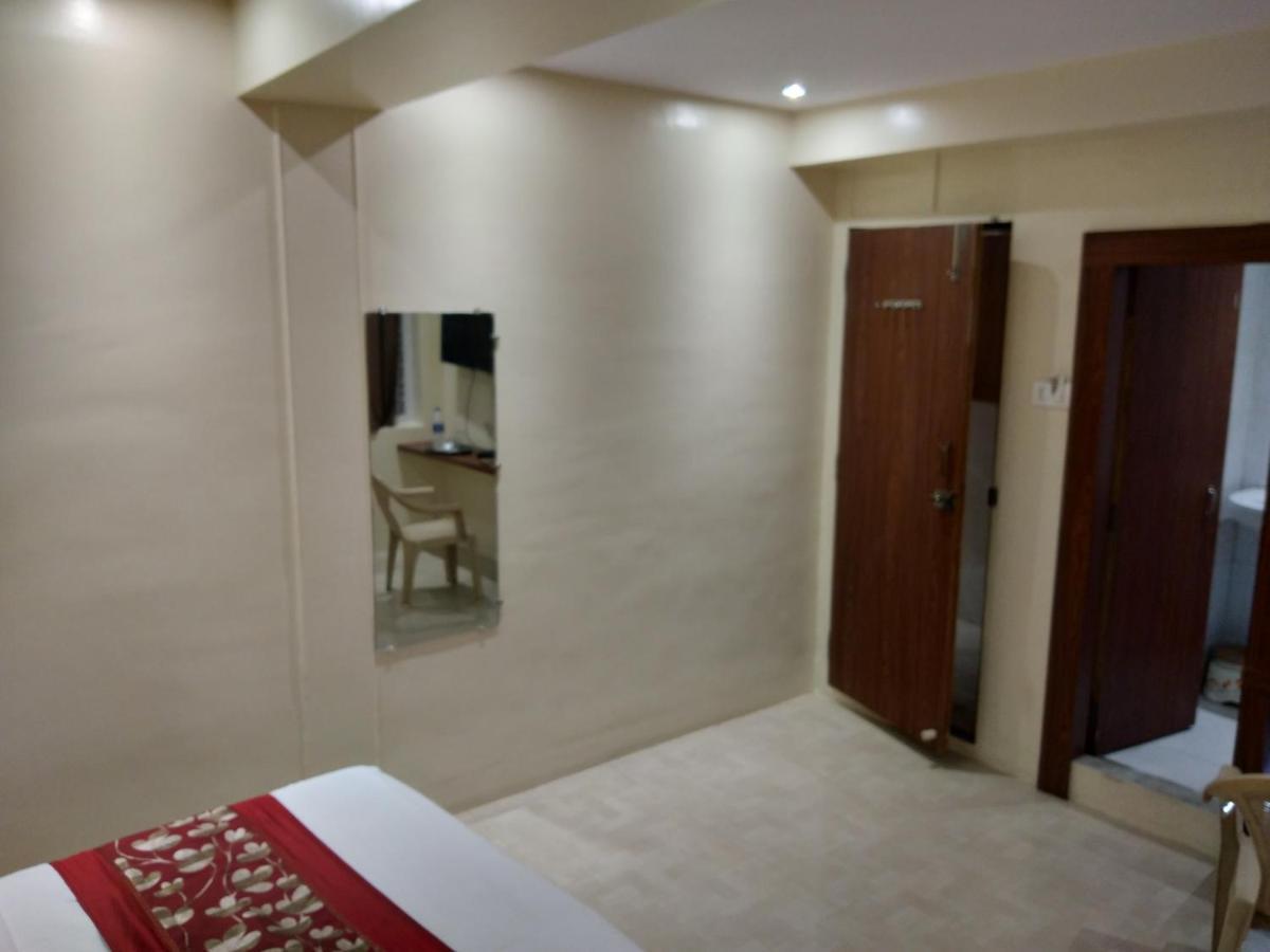 Rk Hotel-Near Grant Road Railway Station Mumbai Luaran gambar
