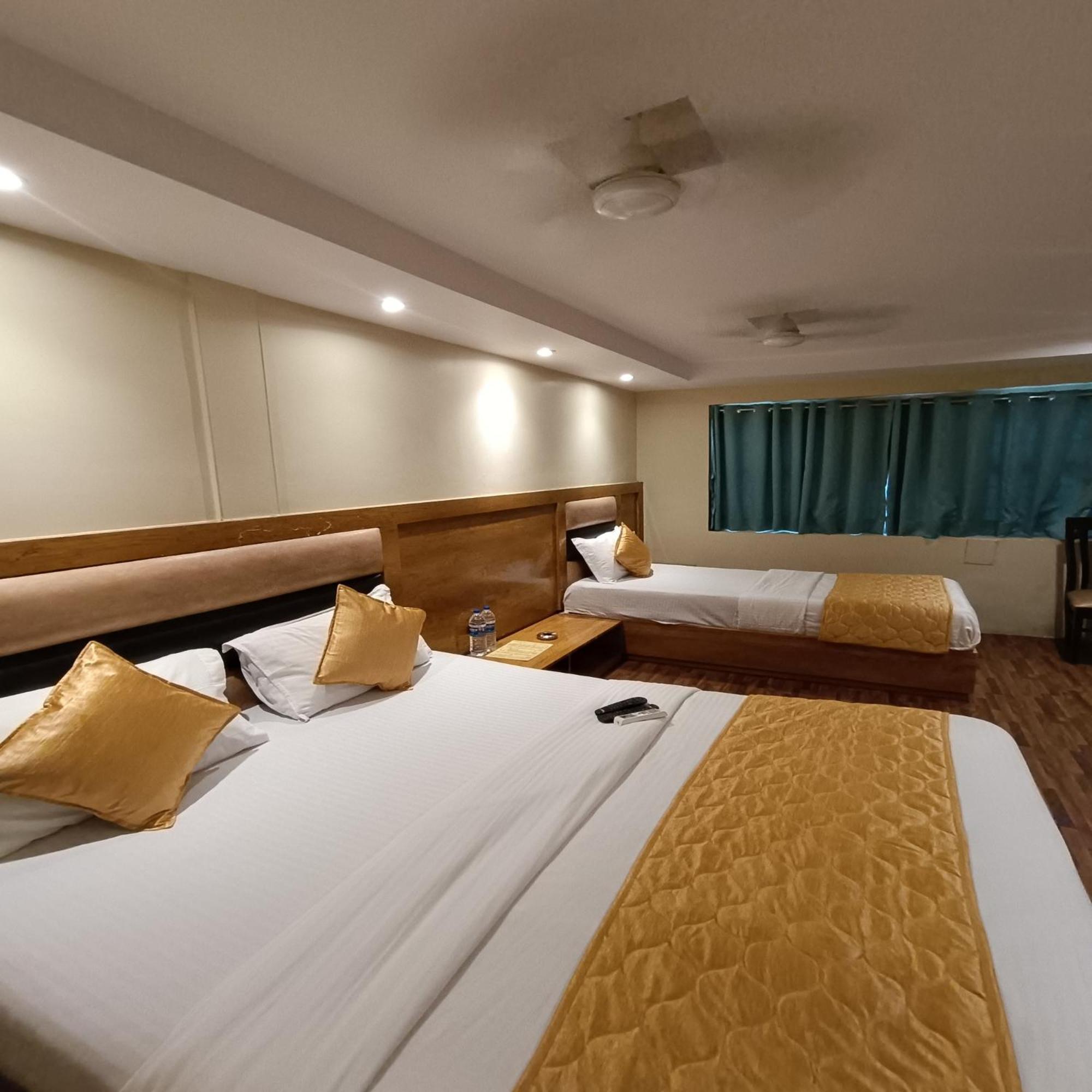 Rk Hotel-Near Grant Road Railway Station Mumbai Luaran gambar